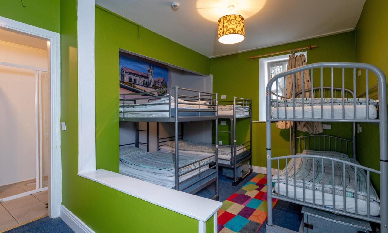 Macgabhainns Backpackers Hostel Kilkenny Exterior foto